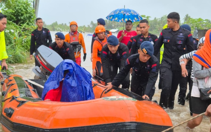 Banjir dan Longsor melanda Bali Polri Kerahkan Personel Bantu Penanganan