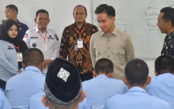 Wapres Gibran Tinjau Program Makan Bergizi Geratis 