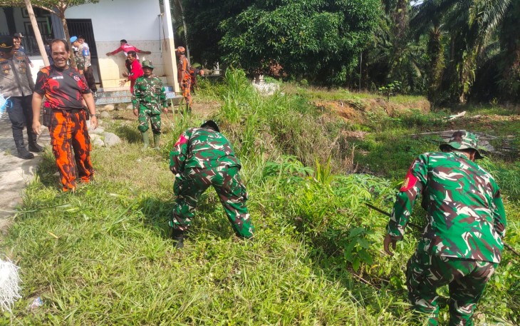 Kodim 0428 Mukomuko Gelar Karya Bakti Sambut HUT TNI ke 80 di Banjar Sari