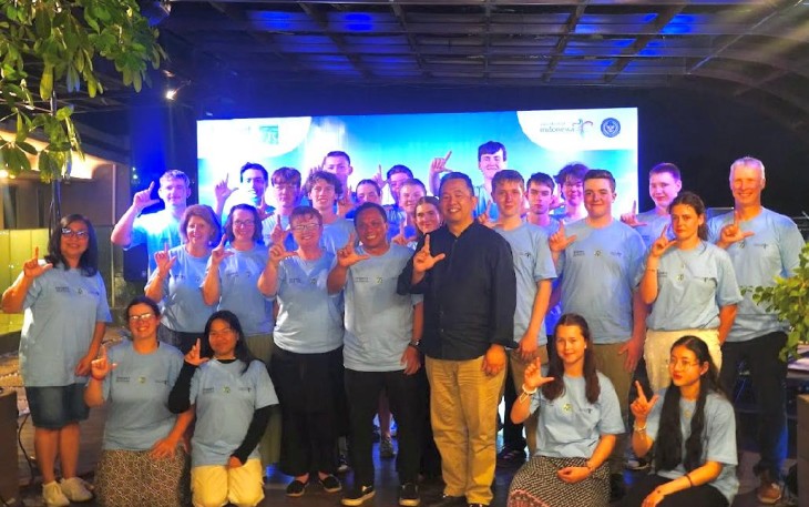 Kementerian Pariwisata (Kemenpar) mendukung pelaksanaan wisata edukasi (educational incentive group) yang dilaksanakan sejumlah pelajar dari Cobden Technical School (CTS), Australia, ke salah satu destinasi unggulan Indonesia yakni Labuan Bajo, Nusa Tenggara Timur (NTT) 