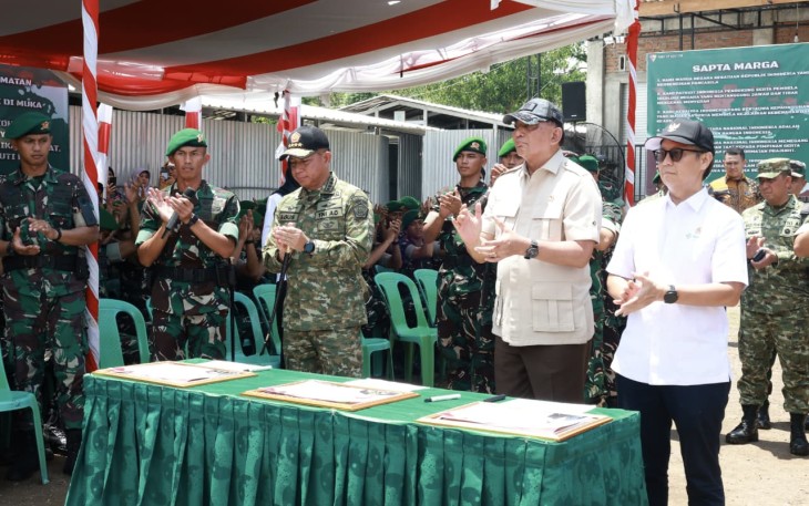 Panglima TNI Dampingi Menhan RI Tinjau Yonif TP 835/Samota Yudha Bhakti di Sumbawa