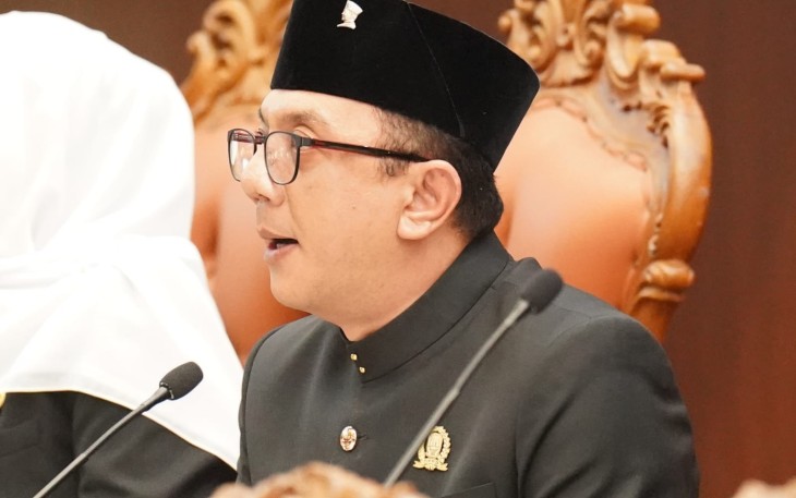 Wakil Ketua DPRD Jawa Timur, Deni Wicaksono 