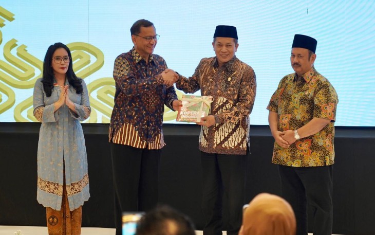 Menteri Koperasi (Menkop) Ferry Juliantono, pada acara Jejak Pendiri Bangsa 1947-1969 (Perencanaan Pembangunan Berbasis Satu Data Indonesia/Koperasi Sebagai Sokoguru Perekonomian Nasional) 