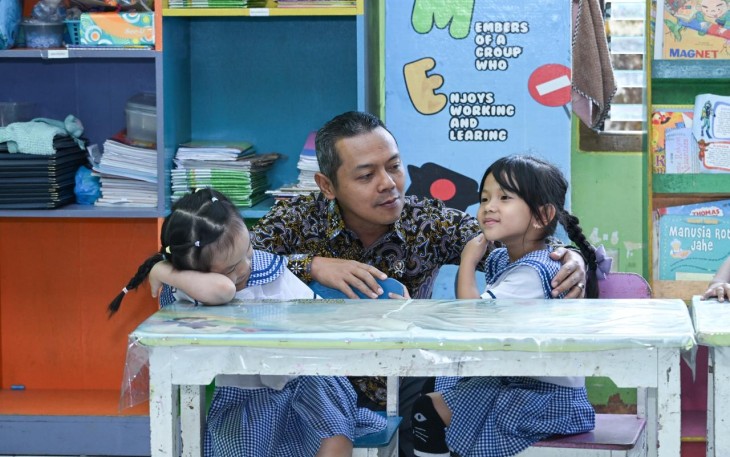 Pemerintah Perkuat Akses Pendidikan Bermutu di Kawasan 3T dan Sekolah Swasta
