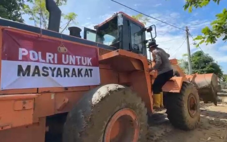 Alat berat Polri untuk rakyat 