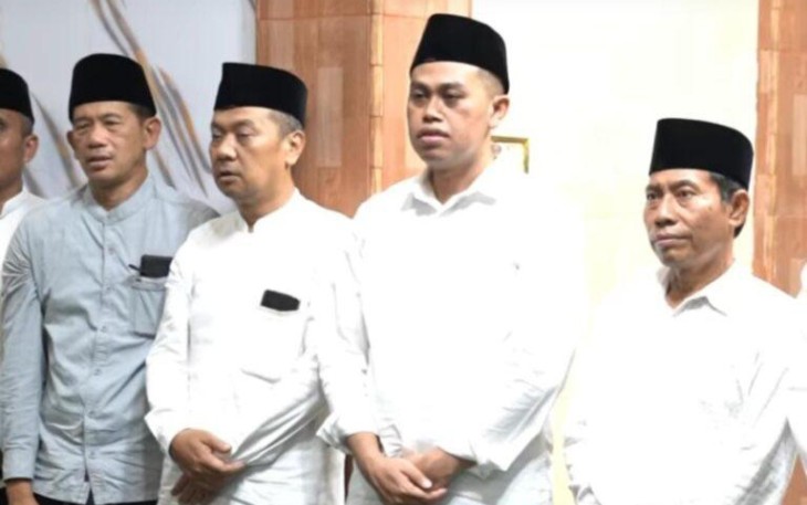 Walikota Blitar Syauqul Muhibbin (dua dari kanan) Saat Safari Ramadhan 