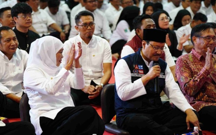 Mensos Saifullah Yusuf bersama gubernur Jatim Khofifah Indar Parawansa di Universitas Negeri Malang, Jum'at (2/5)