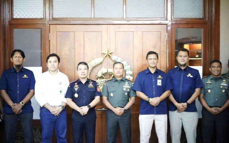 Danrem 083/BDJ Kolonel Inf Kohir bersama jajaran Bea Cukai Malang, Rabu (2/7)