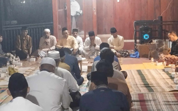 H Setiyo memberikan sambutan dalam acara tasyakuran, Minggu (6/7)
