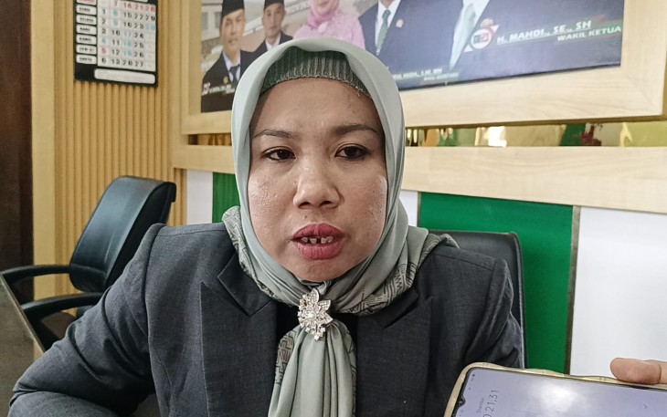 Juru Bicara Fraksi PPP-PSI DPRD Jawa Timur, Zeiniye