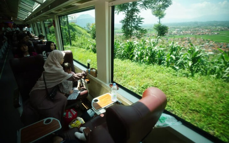 KA Panoramic Daop 2 Bandung