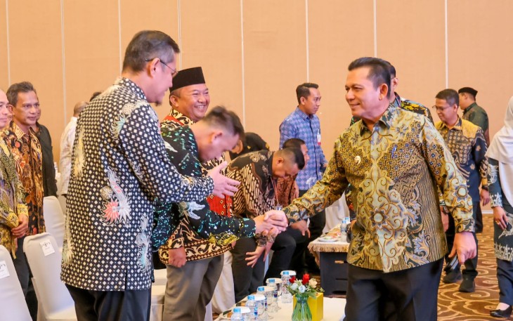 Gubernur Kepulauan Riau, H. Ansar Ahmad