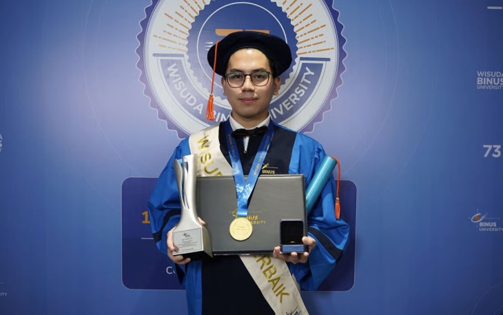 Kisah Lulusan BINUS Bandung Berkiprah di Dunia Global