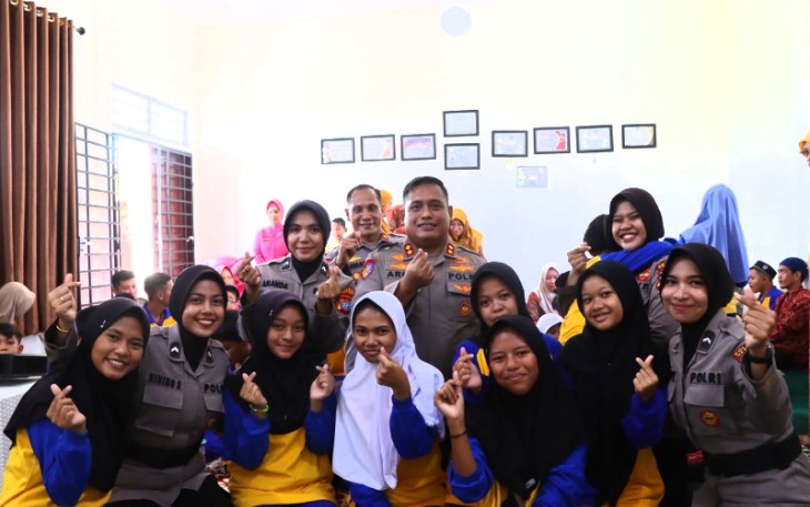 Polres Natuna Gelar Bakti Sosial di SLB Negeri 