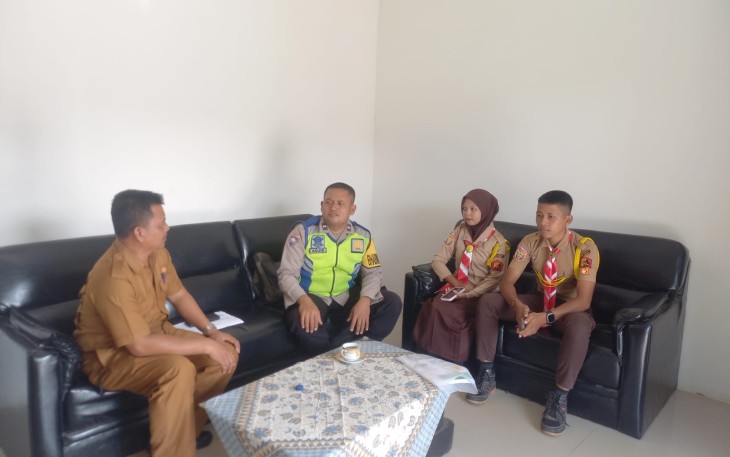 Bhabinkamtibmas Polsek Belitang III Berikan Penyuluhan Kepada Pelajar