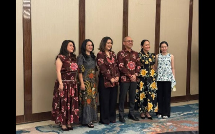 Rayakan Hari Batik Nasional, BRI-MI Wujudkan Harmoni Budaya dan Investasi Bersama Amanda Hartanto