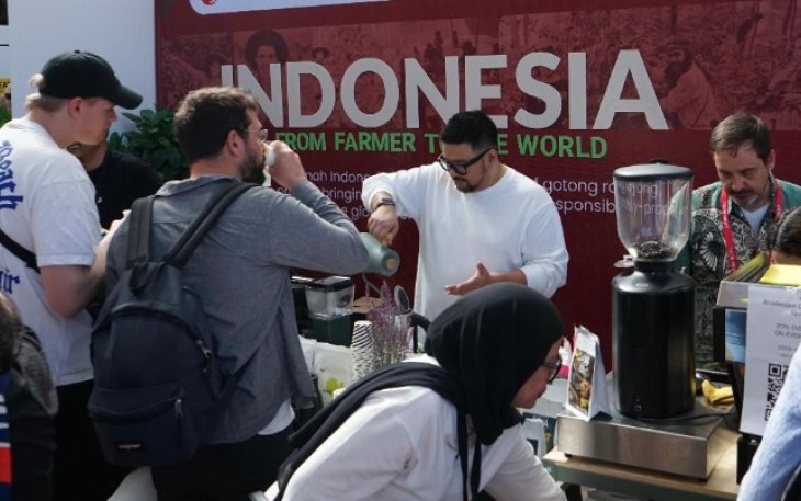 SMBC Indonesia menghadirkan tiga UMKM kopi terpilih dalam Amsterdam Coffee Festival 2025 untuk memperkenalkan potensi kopi Nusantara di kancah dunia.