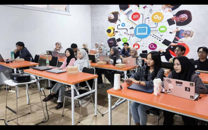 Telkom AI Connect di Makassar,  Desain Kreatif dengan Advanced Prompting in Generative AI
