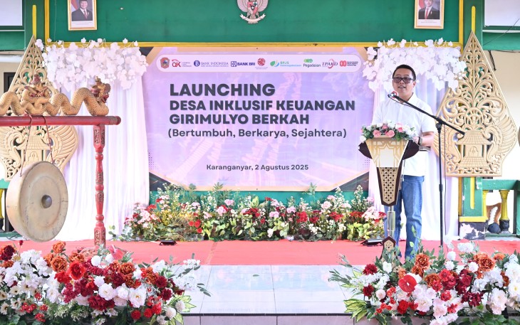 Wakil Bupati Karanganyar, Adhe Eliana, secara resmi meluncurkan program Desa Inklusif Keuangan "Girimulyo Berkah", di Balai Desa Girimulyo, Kecamatan Ngargoyoso, Sabtu (2/8/2025).
