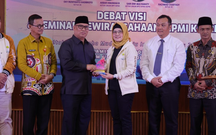 Wagub Kepri saat Hadiri Musda HIPMI dan Seminar Kewirausahaan di Kampus UMRAH