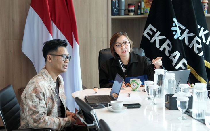 Wakil Menteri Ekraf Irene Umar dalam pertemuan dengan penyelenggara IMF di Gedung Autograph Tower, Jakarta, Senin, 14 Juli 2025.