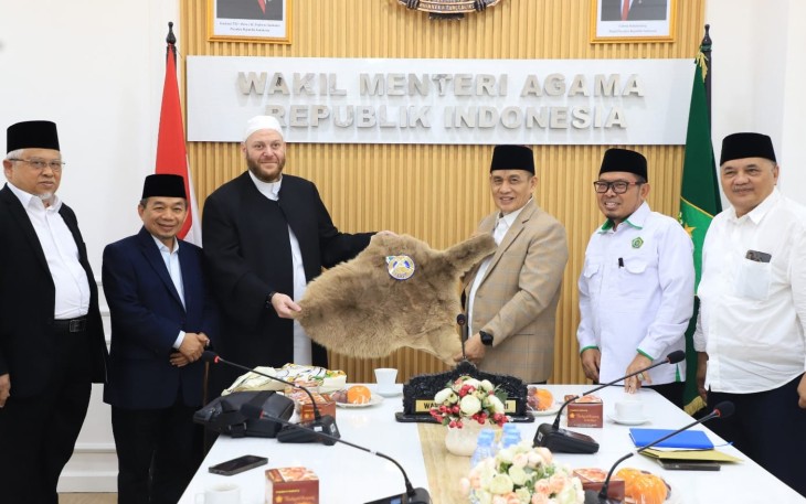 Wamenag Romo Muhammad Syafi’i saat Terima Kunjungan Imam Besar Islamic Center Australia
