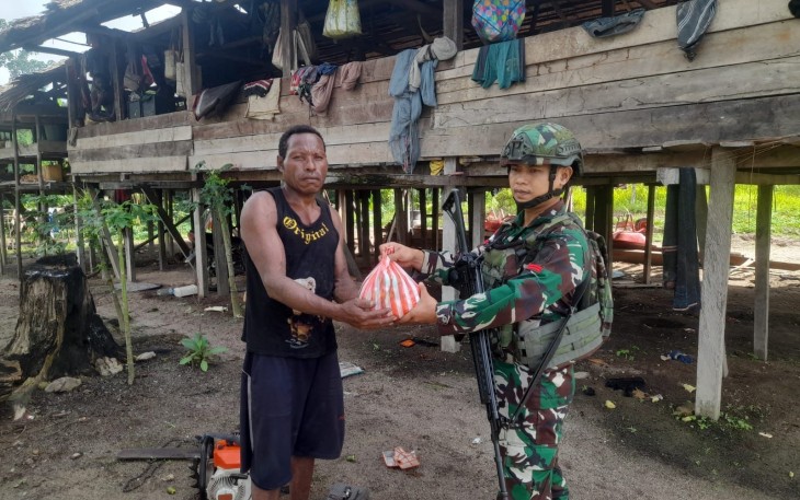 Satgas Yonif 642/Kps Laksanakan Kegiatan Baksos 