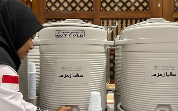 Hikmah Sesungguhnya di Balik Hambarnya Air Zamzam