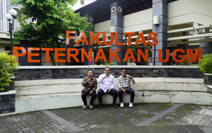 Bupati Blora Arief Rohman ketika mengunjungi kampus UGM Yogyakarta