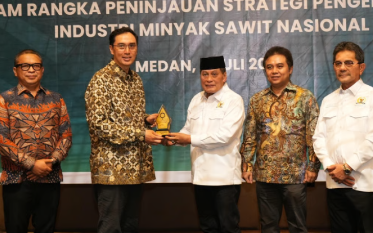 Kunjungan Kerja Spesifik Komisi VI DPR RI ke salah satu subholding PTPN, yakni PTPN IV PalmCo, yang berlangsung di Hotel Grand Mercure Medan pada Kamis (03/07/2025).