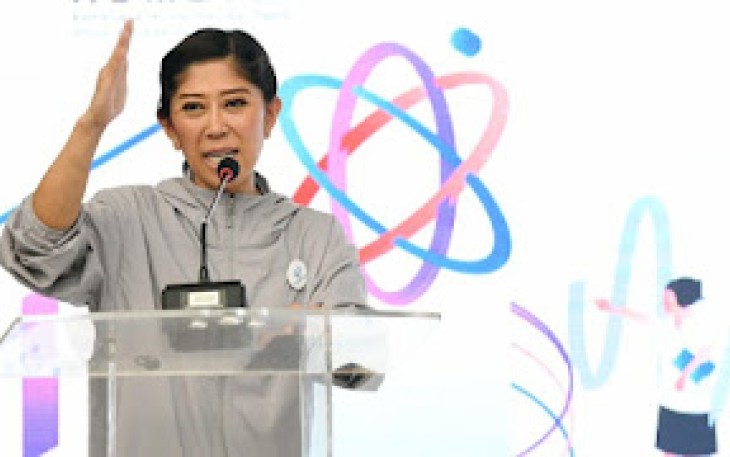 Menkomdigi Meutya Hafid U