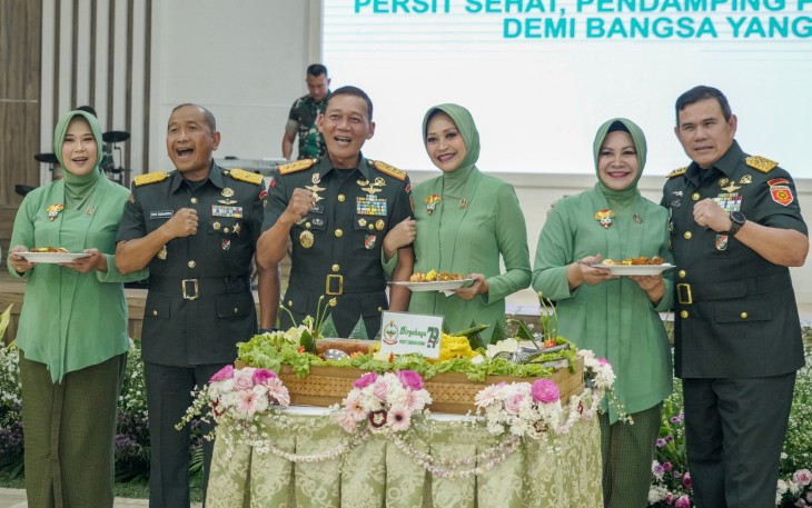 Pangkostrad Pimpin Syukuran HUT ke-79 Persit KCK