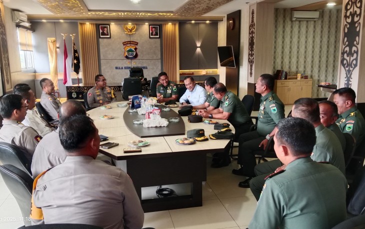 Pangdam XVIII/Kasuari dan Kapolda Sinergi Membangun Papua Barat