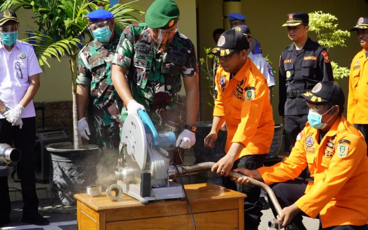 Kasdim 0803/Madiun, Mayor Inf Tommy Fedy Anugerahan, turut menghadiri Apel Gelar Pasukan Operasi Ketupat Semeru 2025 