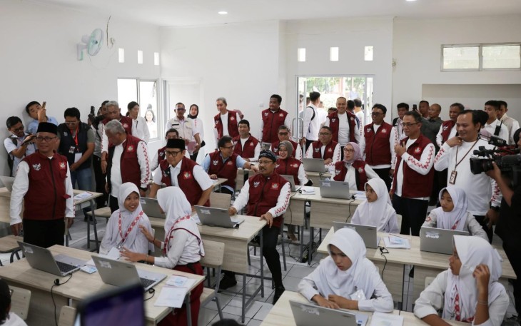 Peserta didik mengikuti program Cek Kesehatan Gratis (CKG) Sekolah pada tahun 2025.
