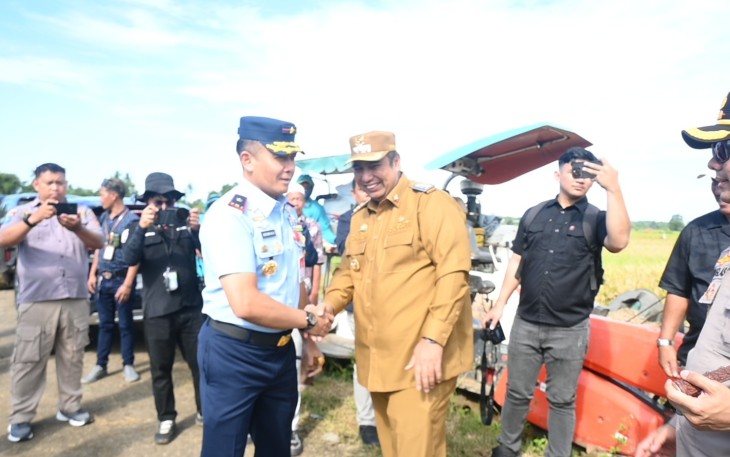 Danlanud Sultan Hasanuddin Hadiri Penen Raya Serentak di 14 Provinsi Bersama Presiden RI