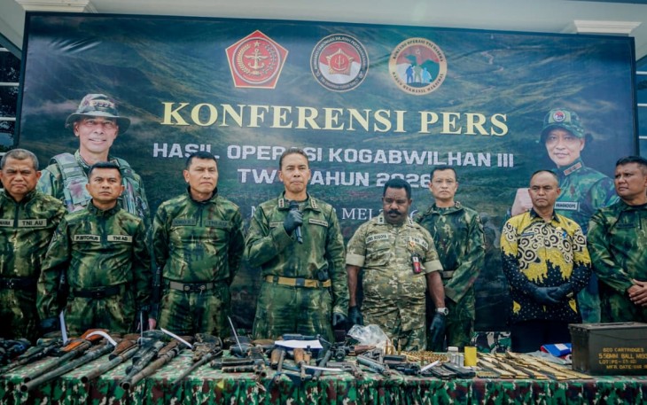 Konferensi Pers 