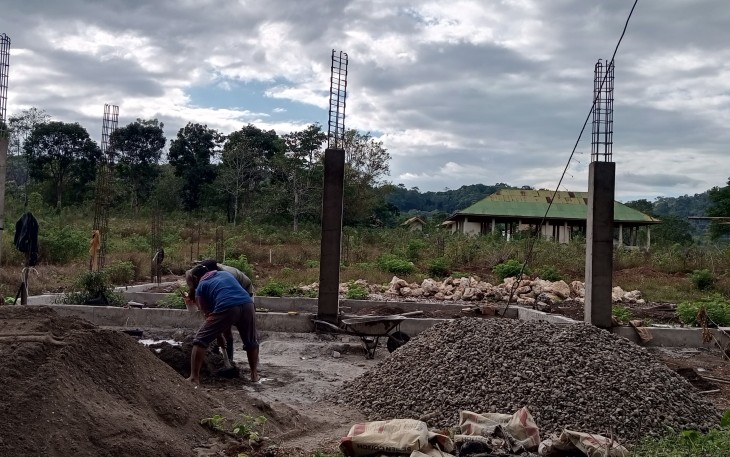 Proyek pembangunan Koperasi Desa Merah Putih (KDMP) di Desa Sambi, Kecamatan Reok Barat, Kabupaten Manggarai, Nusa Tenggara Timur (NTT).