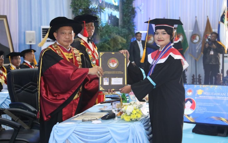 Wisuda Program Sarjana Terapan Ilmu Pemerintahan, Program Magister Terapan Ilmu Pemerintahan, Program Pendidikan Profesi Kepamongprajaan, dan Program Doktor Ilmu Pemerintahan Tahun Akademik 2025/2026.