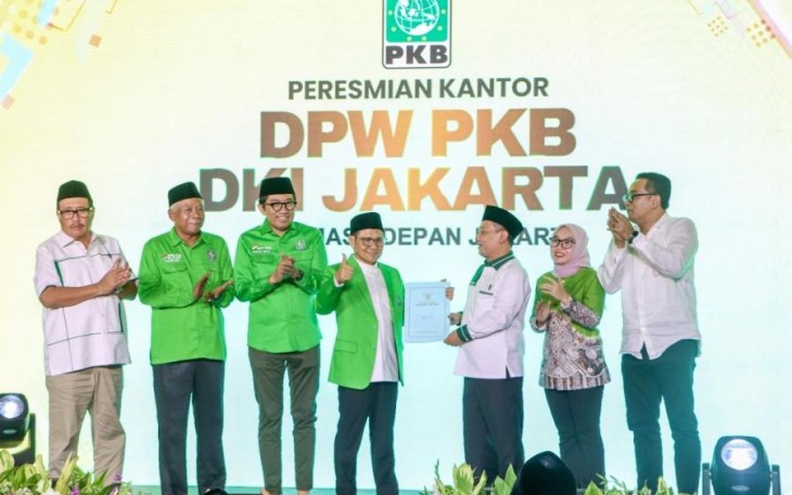 Ketua Umum PKB, Abdul Muhaimin Iskandar saat meresmikan kantor DPW PKB DKI, Minggu (8/3)