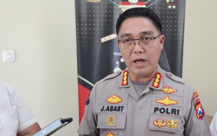 Kabid Humas Polda Jatim,Kombes Pol Jules Abraham Abast 