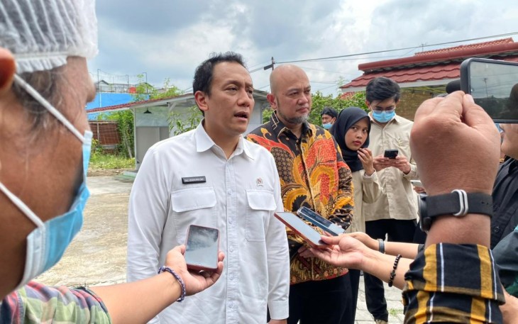 Wamen LH Diaz Hendropriyono saat memberikan keterangan pers di Surakarta, Kamis (15/1)