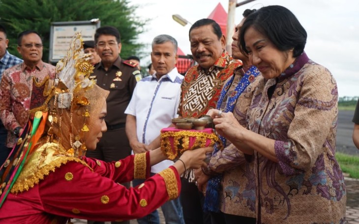 Kapolda Bengkulu Baru Disambut Hangat Wagub Mian dan Forkopimda di Bandara Fatmawati /Foto : MC 