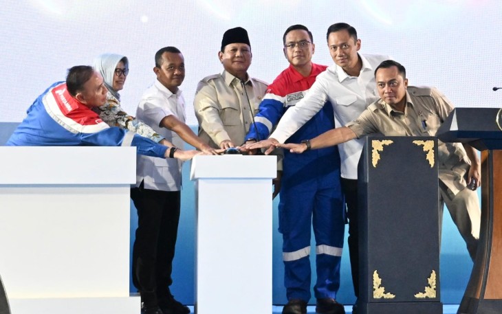 Panglima TNI Dampingi Presiden RI Resmikan RDMP Balikpapan