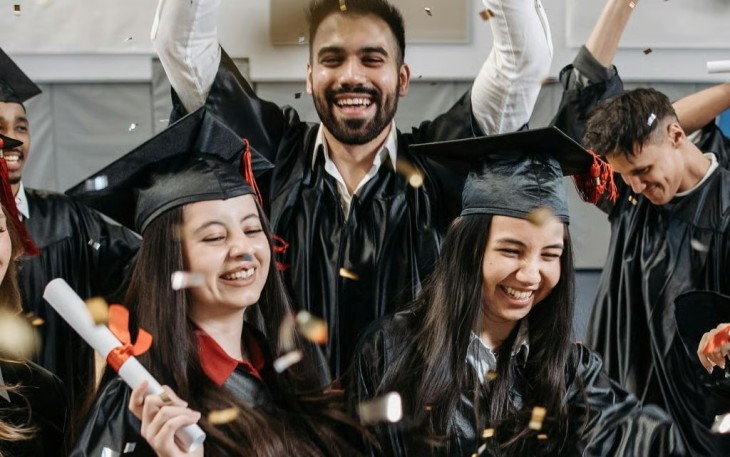 Biaya Wisuda yang Sering Terlewat