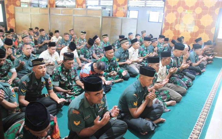 Peringatan Isra Mi’raj prajurit Kodim Trenggalek 