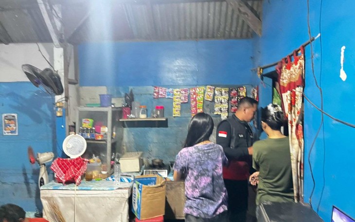 Penggrebekan warung karaoke di Menganti, Gresik
