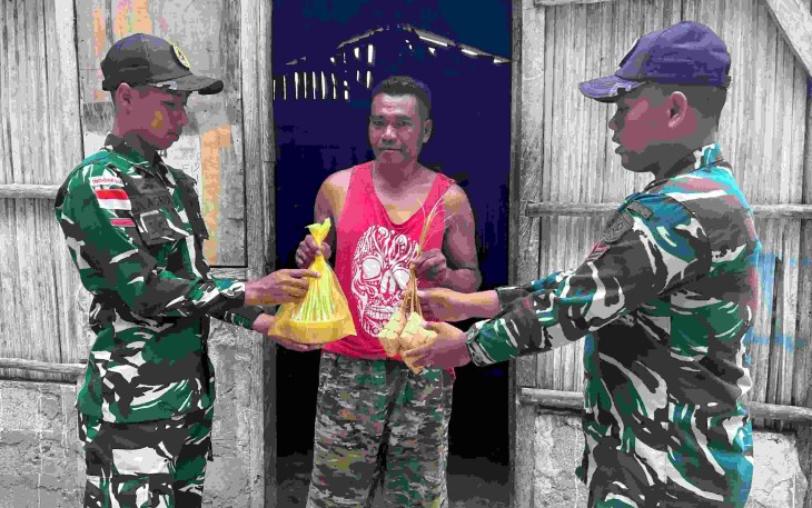 Lebaran berkah Yonarmed 12 Kostrad 