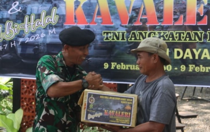 Aksi sosial prajurit Kavaleri TNI AD