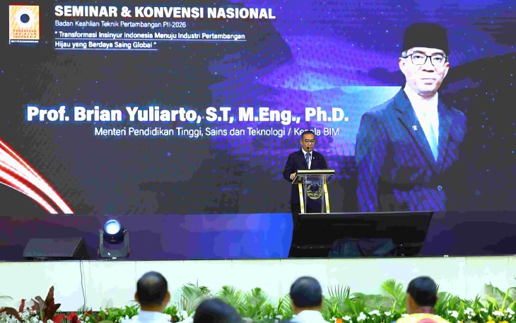 Mendiktisaintek Brian Yuliarto